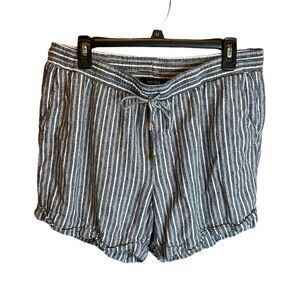 5 for $25🔥Large Ellen Tracy Linen‎ Blend Pinstriped Cuffed Hem Shorts